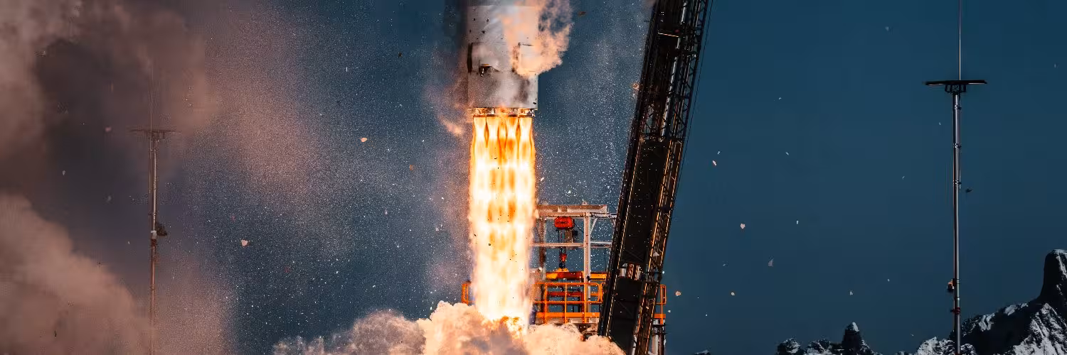 ракета Spectrum взрывается на старте