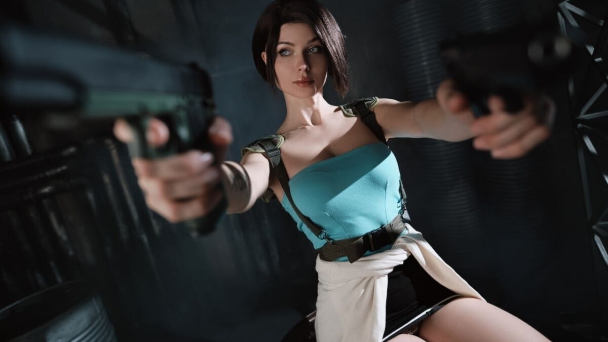 Косплей Джилл Валентайн из Resident Evil 3 Remake 18+