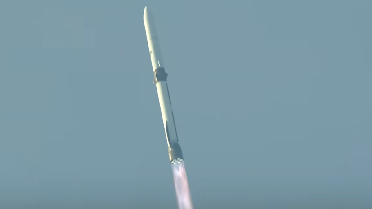 Ракета New Glenn Blue Origin во время старта