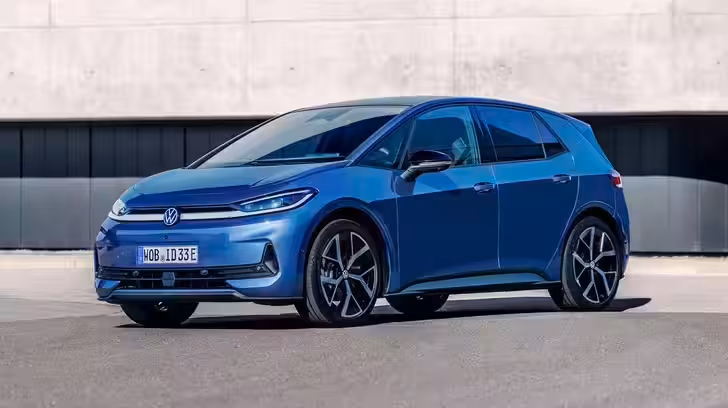 Новый Volkswagen ID. 3 Neo на дороге