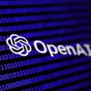 Логотип OpenAI и бинарный код на экране