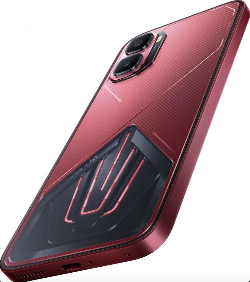 Розовый смартфон Infinix GT 50 Pro с двумя камерами