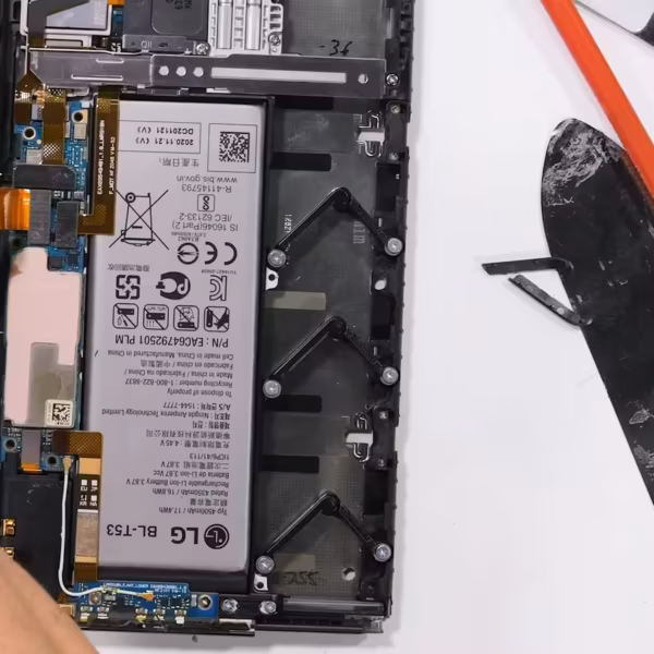 Внутренние компоненты LG Rollable для разборки