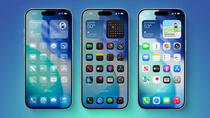 Три iPhone с iOS 27 показывают домашние экраны