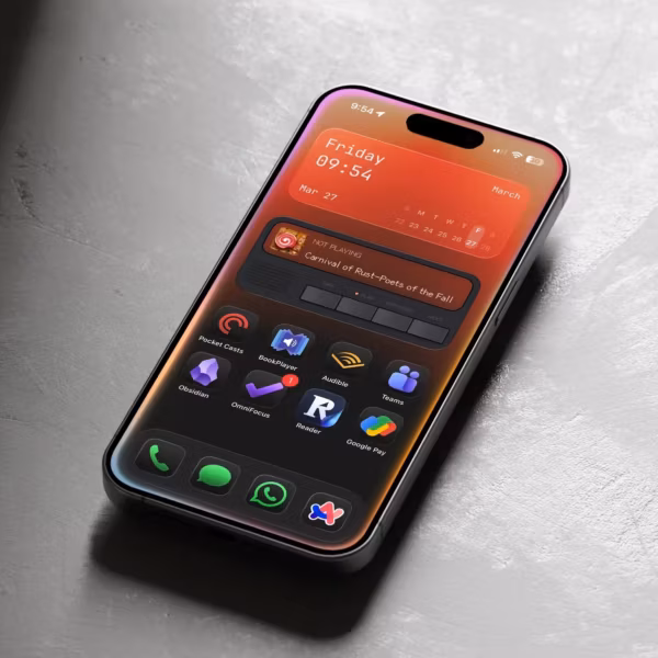 iPhone 18 экран с приложениями и виджетами