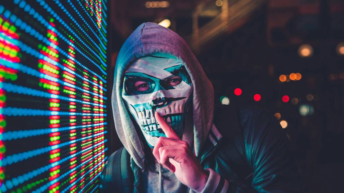 Человек в маске геймификации malware attack статья