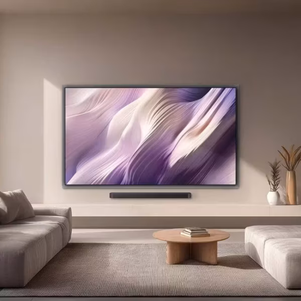 Современная гостиная с телевизором Samsung The Frame Pro