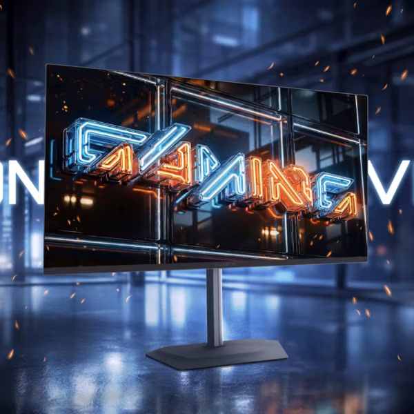 игровой монитор Gigabyte MO32U24 с неоновым логотипом