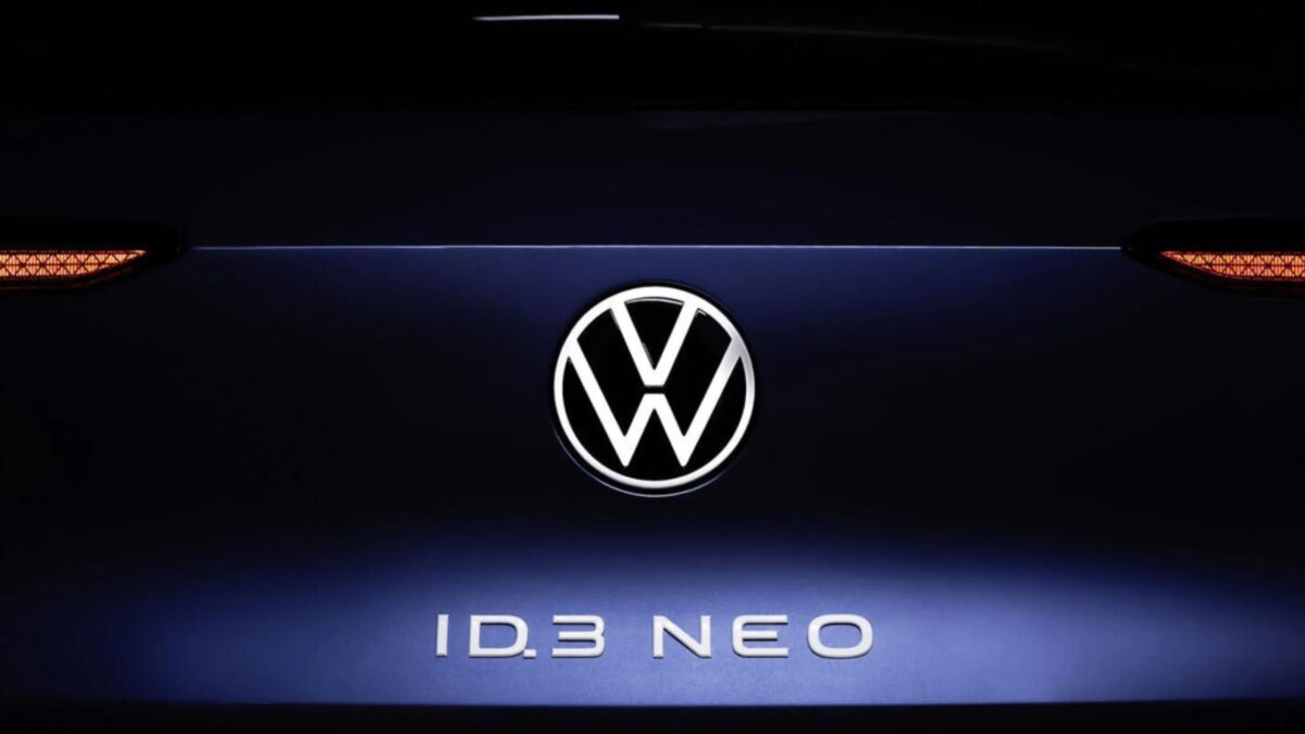 Задняя часть Volkswagen ID.3 Neo эмблема и название