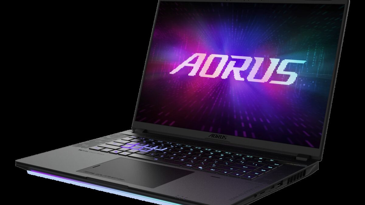 ноутбук AORUS MASTER 16 2026 экран клавиши RGB