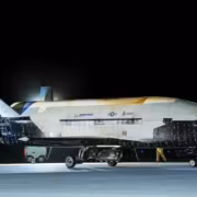 В США предложили готовить военных Space Force к Луне