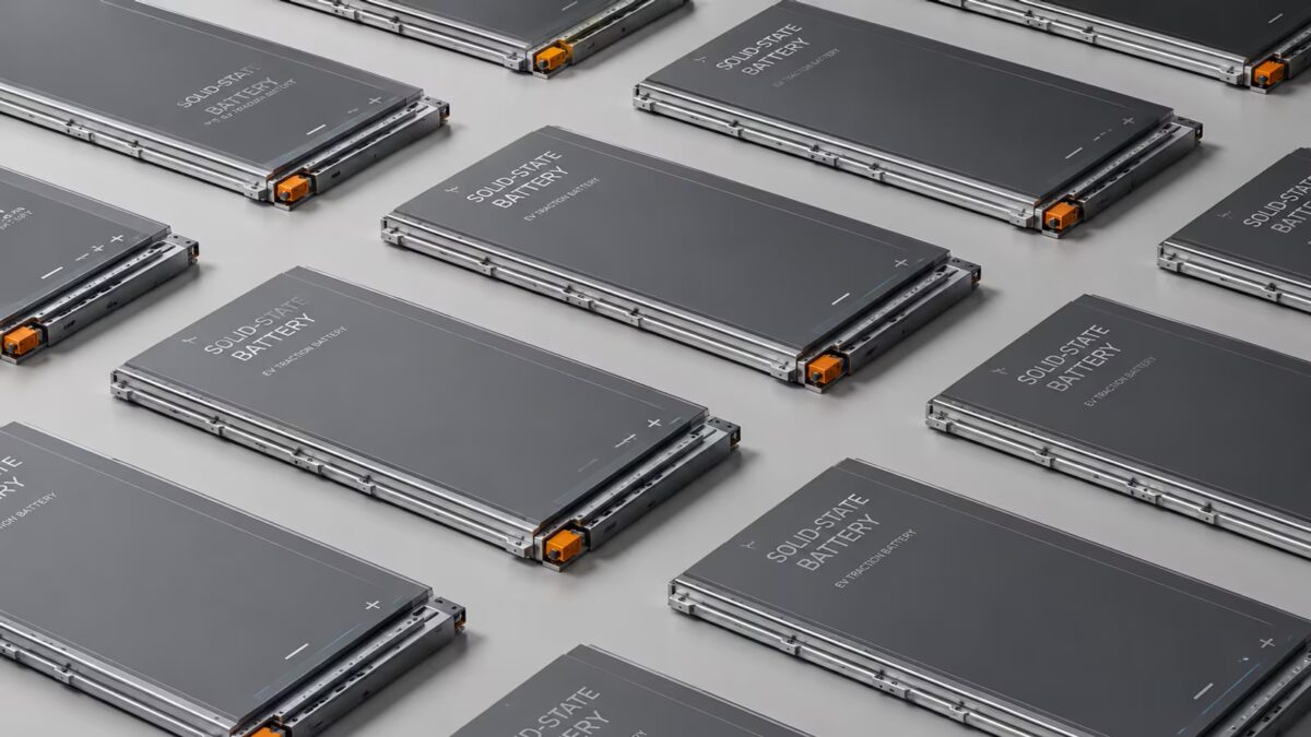 Многократно размещённые аккумуляторы Solid State Battery крупным планом