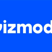 Логотип Gizmodo на синем фоне