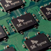 Чипы SK Hynix на печатной плате