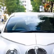 Mitsuoka обновила ретрохетчбэк Viewt Story на базе Yaris
