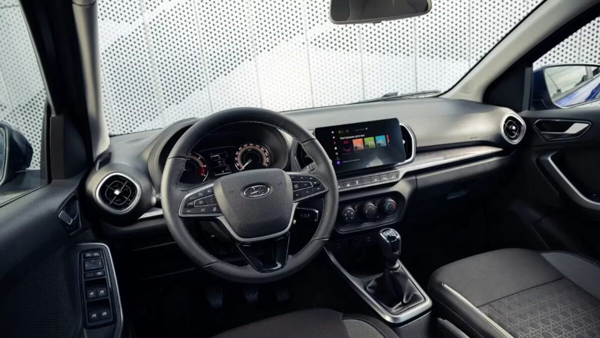 АвтоВАЗ сообщил о 100 тыс. OTA-обновлений для Lada