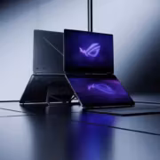 Два игровых ноутбука ASUS ROG Zephyrus Duo на столе