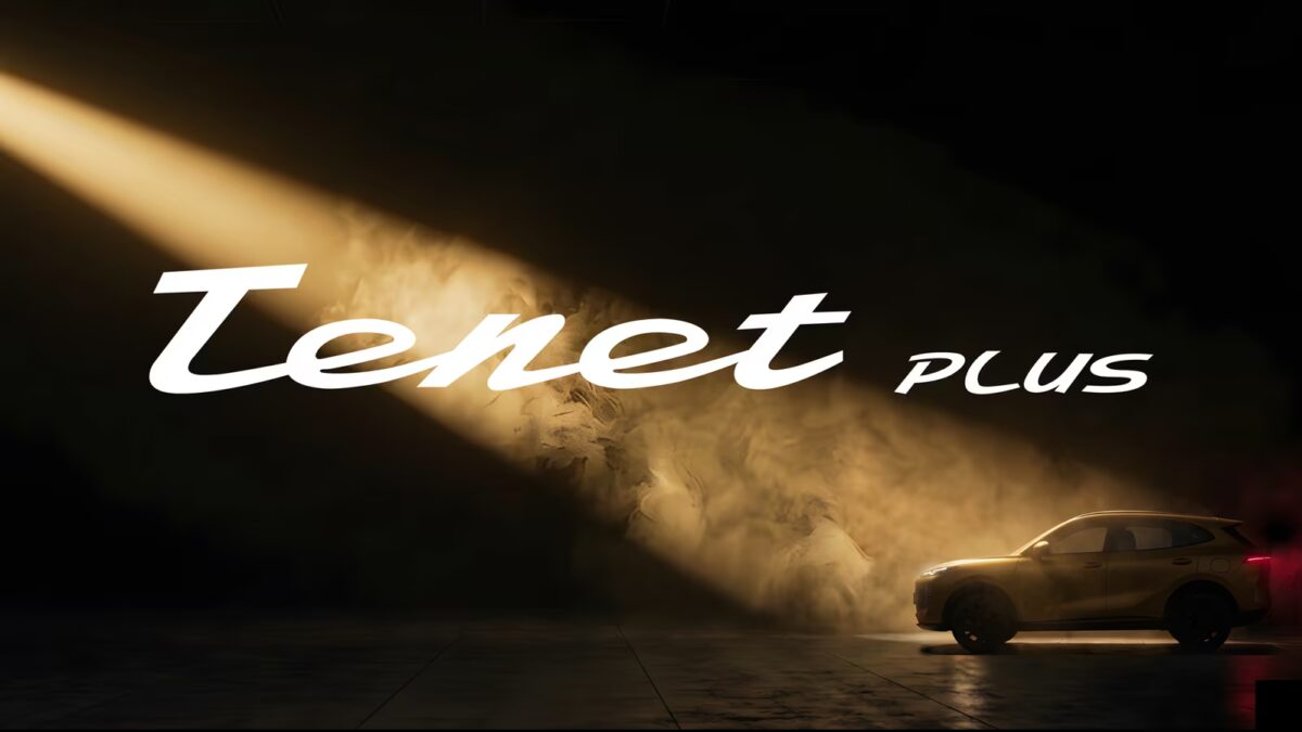 Кроссовер Tenet Plus на темной парковке с световым эффектом