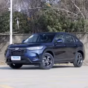 Черный Honda HR-V 2026 в кузове кроссовера на стоянке