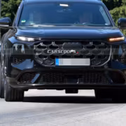 Audi показала первый тизер нового Q7 перед премьерой в 2026 году