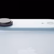 Смартфон iPhone Air 2 получит вторую камеру весной 2027
