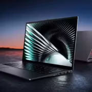Ноутбук Chuwi UniBook с дисплеем и клавиатурой