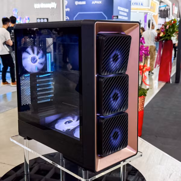 Корпус и БП Formula V-Line на выставке Computex 2026