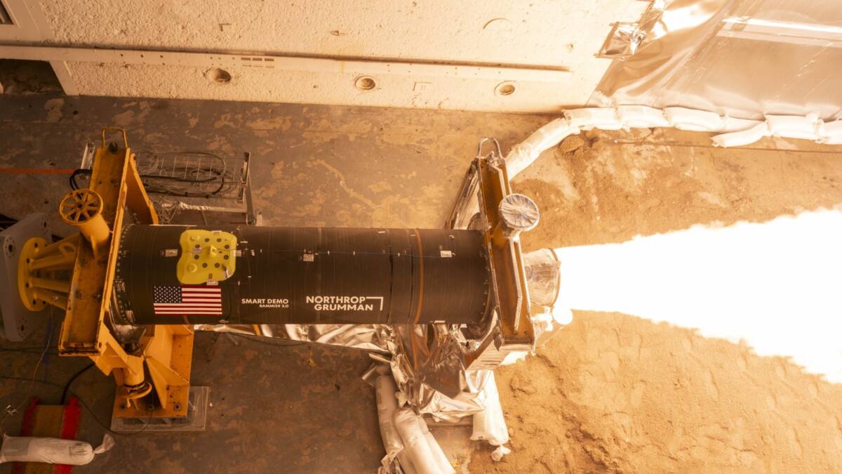 Космический двигатель Northrop Grumman Smart Demo BMAM29 2.0
