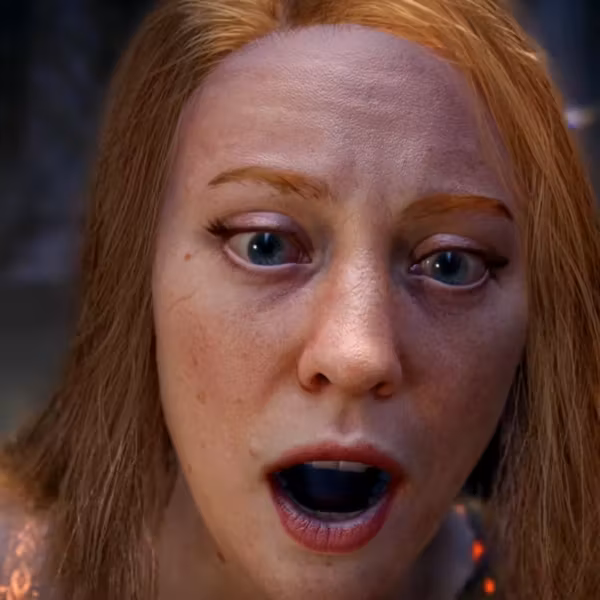 Женский персонаж из игры God of War: Laufey с светлыми волосами