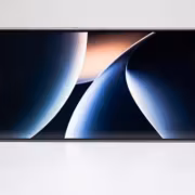 смартфон Xiaomi 18 Pro один неактивный экран