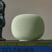Google открыла предзаказ на умную колонку Home Speaker