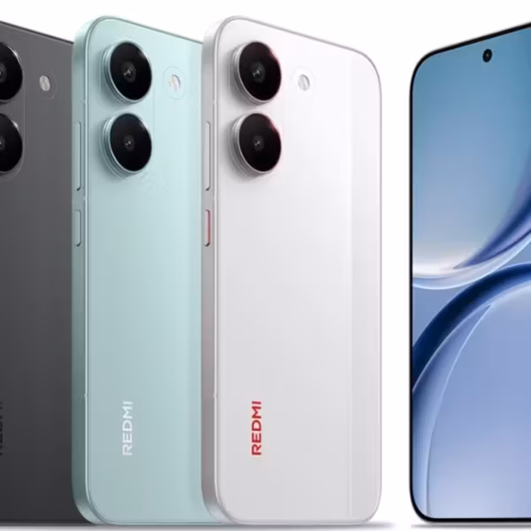 Четыре смартфона Redmi Turbo 5 в разных цветах