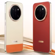 Четыре смартфона Honor X80 Pro Max в разных цветах