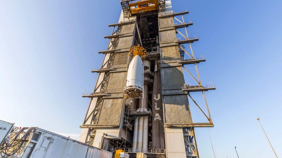 Крупная ракета Atlas V для запуска спутников Amazon Leo