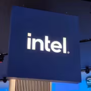 Акции ASML выросли после перехода Intel 18A-P к тестовому выпуску