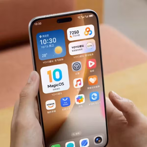 Экран смартфона Honor Magic с приложениями и виджетами