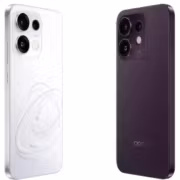 Oppo Reno 16 два телефона белый и пурпурный