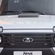 АвтоВАЗ показал обновлённую Lada Niva Legend на ПМЭФ