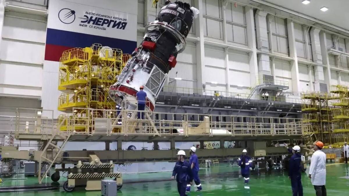 Грузовой корабль «Прогресс МС-36» доставили на Байконур