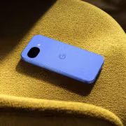 Google добавит в Android защиту от фейковых звонков
