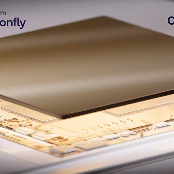 Кремниевый чип Dragonfly C1000 CPU Qualcomm