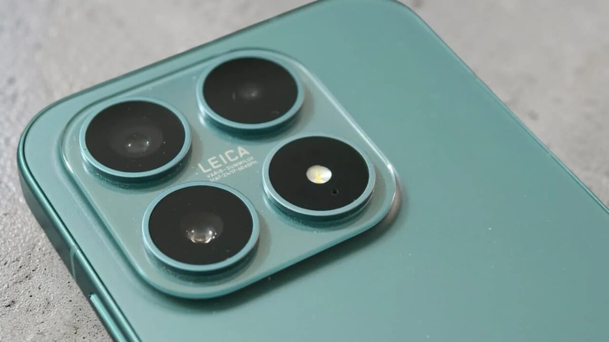 Силиконовая крышка на камере Xiaomi 18