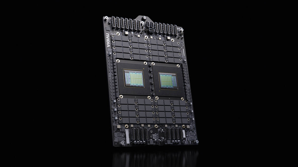 Плата с двумя процессорами Nvidia Vera