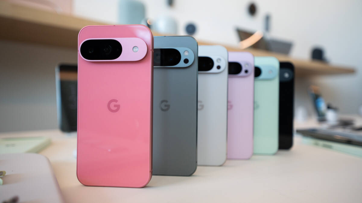 Google выпустила июльский патч для Pixel и исправила баг с бесконечной загрузкой 1 мобильные телефоны с камерой, задняя панель сенсорный дисплей