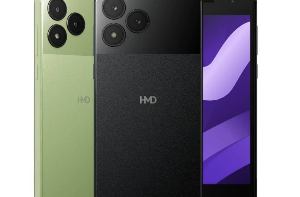 Два смартфона HMD Asha 305 с тройной камерой