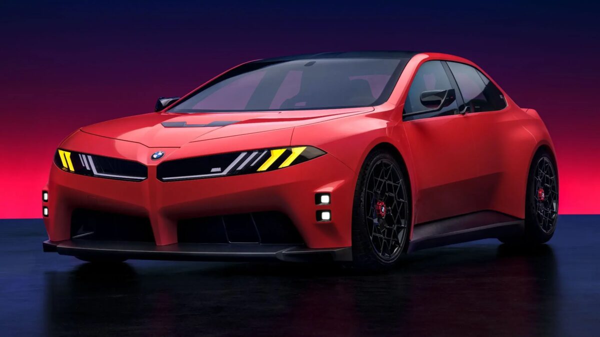 красный электромобиль BMW M3 со стильным дизайном