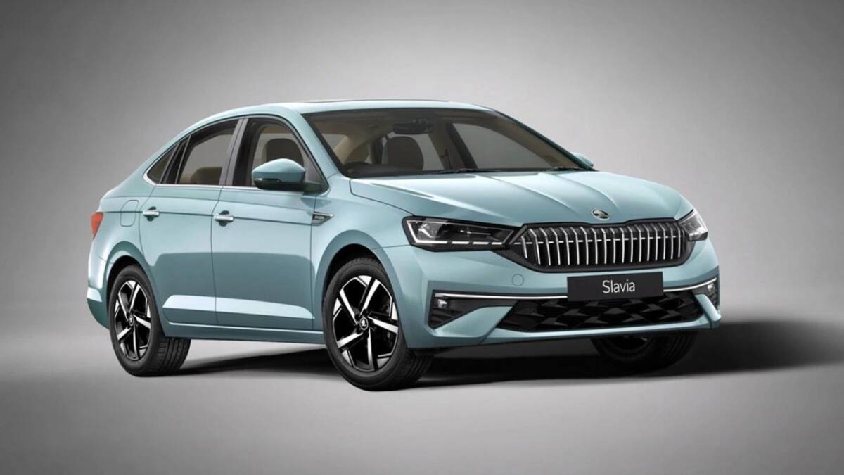 Новая Skoda Slavia седан голубого цвета