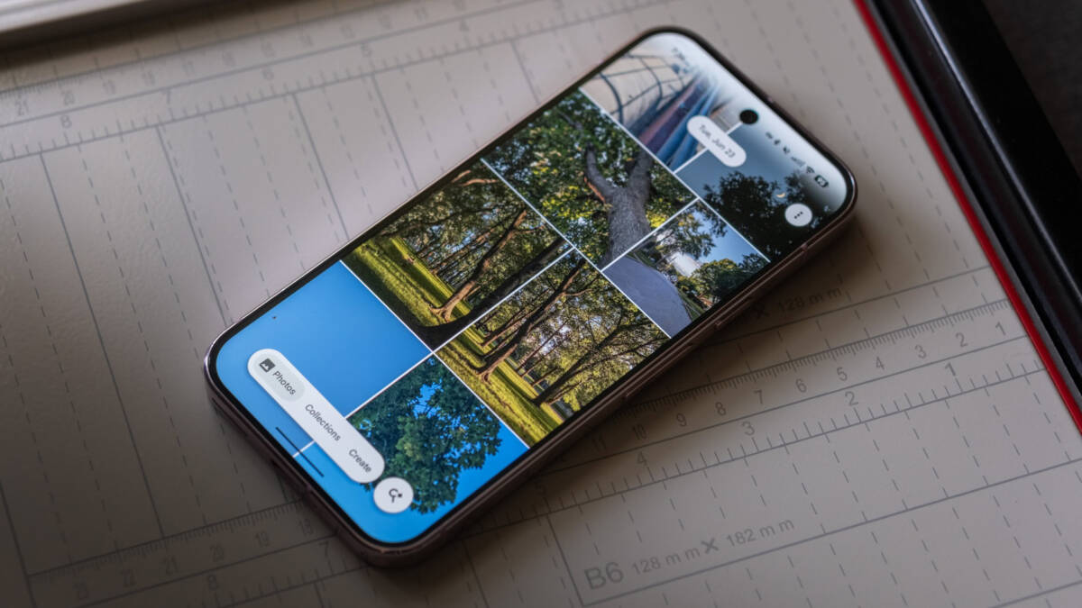 В Google Photos пропал жест для выделения нескольких снимков 1 Смартфон Google Photos показывает галерею фотографий деревьев