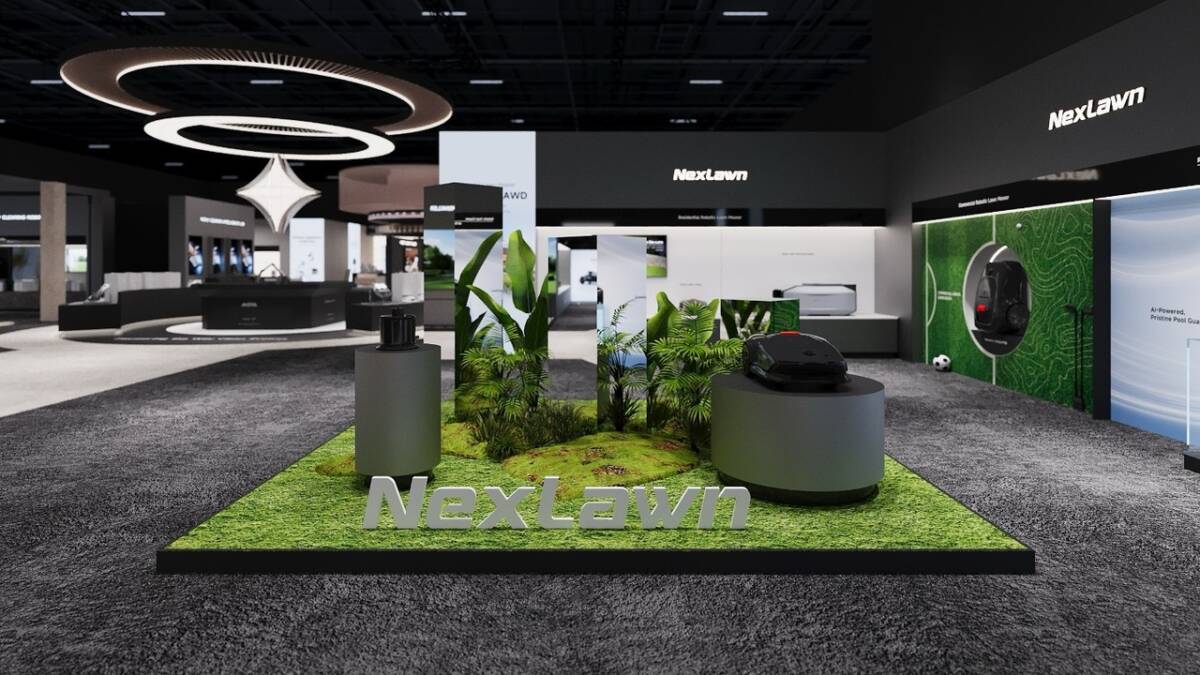 IFA 2026: MOVA показала робота-пылесоса с осязанием и газонокосилку с механической рукой 1 выставочный стенд NexLawn с газонокосилкой и растениями