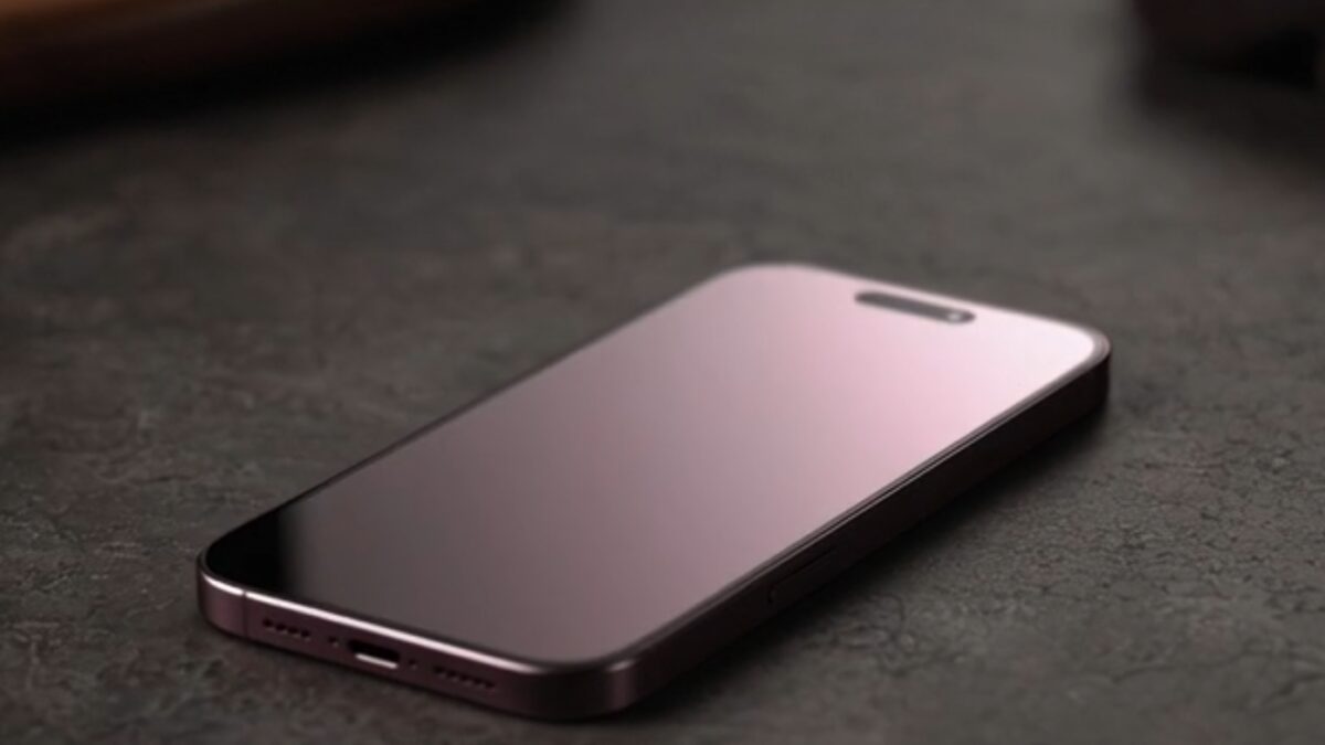iPhone 18 Pro 1 ТБ на поверхности